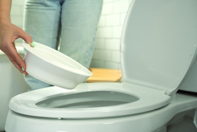 INGENUITY Kinder-Toilette mit Geräusch My Size™ Weiß