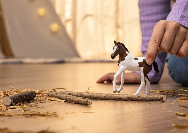 Schleich Zvieratko - Žriebä paint horse
