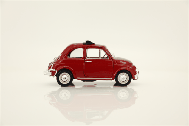 Bburago 1:24 Fiat 500L (1968) Rot
