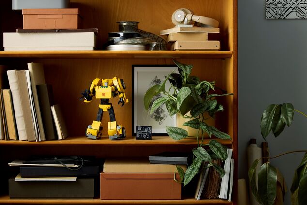 LEGO® Icons 10338 Bumblebee