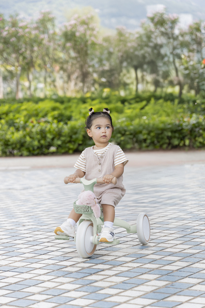 Globber detské odrážadlo trojkolesové - Learning Trike 3in1 PLUS Ecologic Pistachio