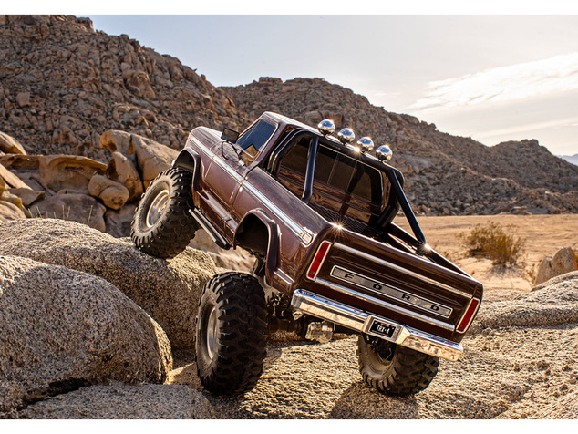 Traxxas TRX-4 Ford F-150 Ranger XLT 1:10 RTR hnedá metalíza