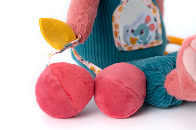 Lilliputiens – textil játék tevékenységekkel - Jeanne cica
