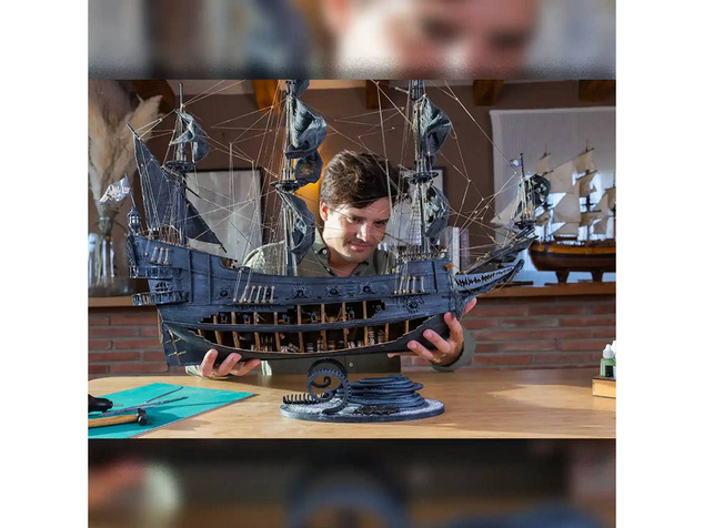 OCCRE Flying Dutchman 1:50 kit