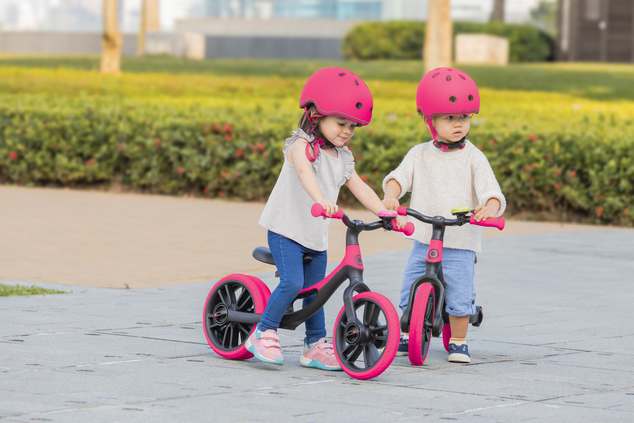 Globber odrážadlo GO BIKE ELITE DUO- FUCHSIA