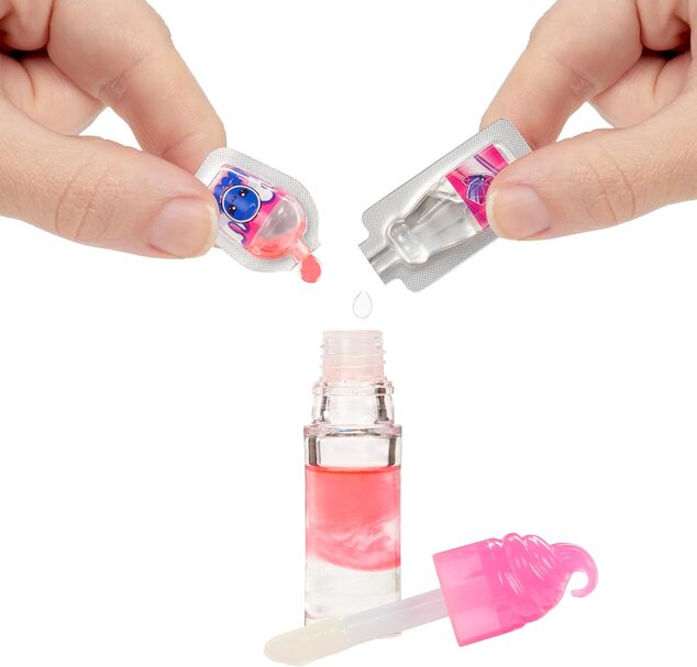 Yummiland Kleine Puppe mit Lipgloss, Serie 2 - Roxie Crystal Candy