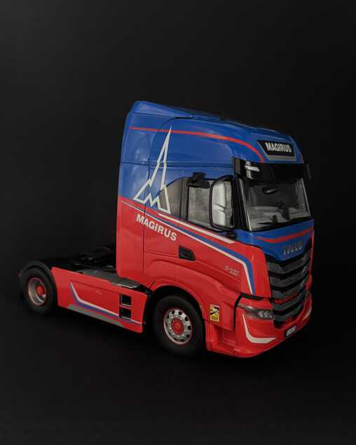 Model Kit truck 3963 - Iveco Stralis S-Way (1:24)