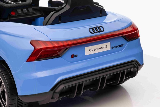 Elektrické autíčko Audi RS E-tron GT 12V, modré, široké jednomiestne sedadlo, 2,4 GHz diaľ