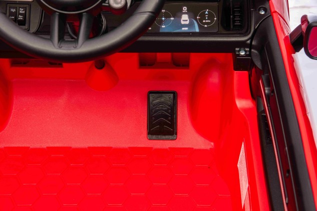 Elektrické autíčko Porsche Cayenne 12V s pohonom zadných kolies a licenciou (Jednomiestne)