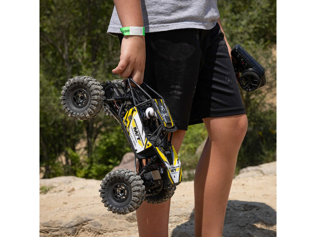 Axial Capra 1:18 4WS RTR modrá