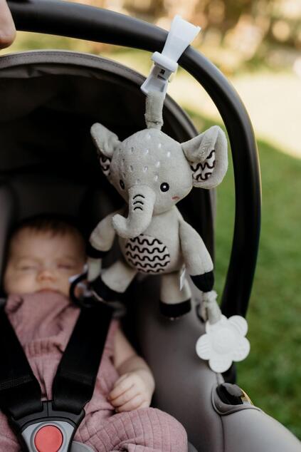 Slon babyted hrkálka plyš 30cm záves na postieľku/kočík