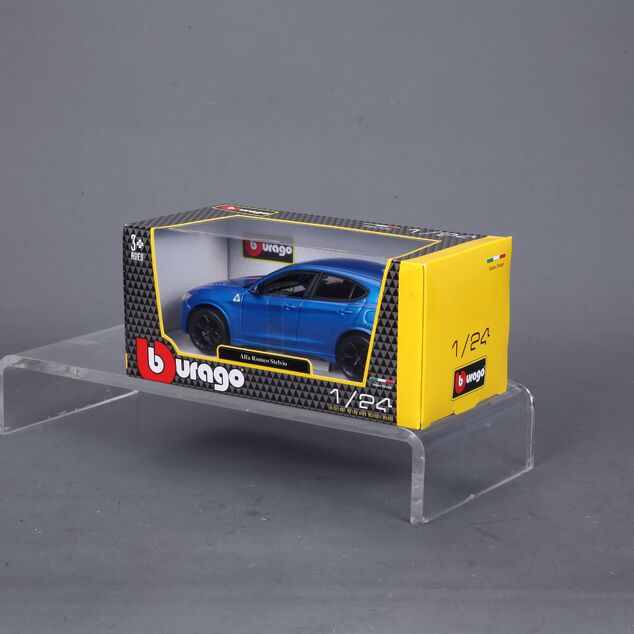 Bburago 1:24 Plus Alfa Romeo Stelvio Blau