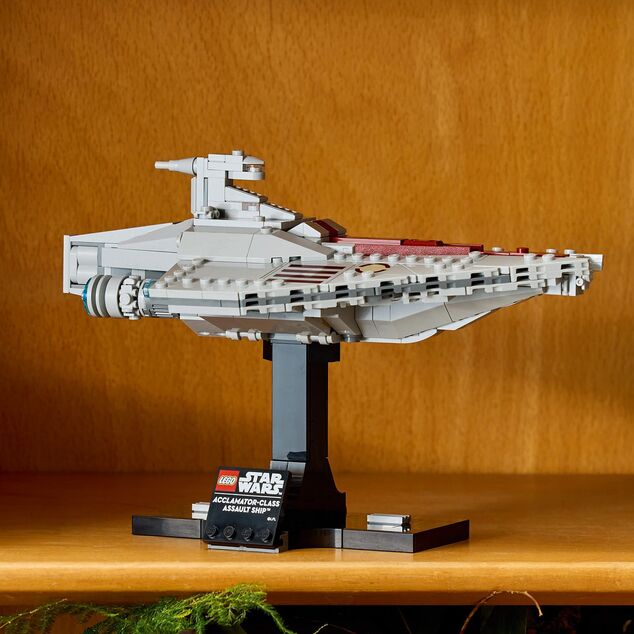 LEGO® Star Wars™ 75404 Útočná loď triedy Acclamator