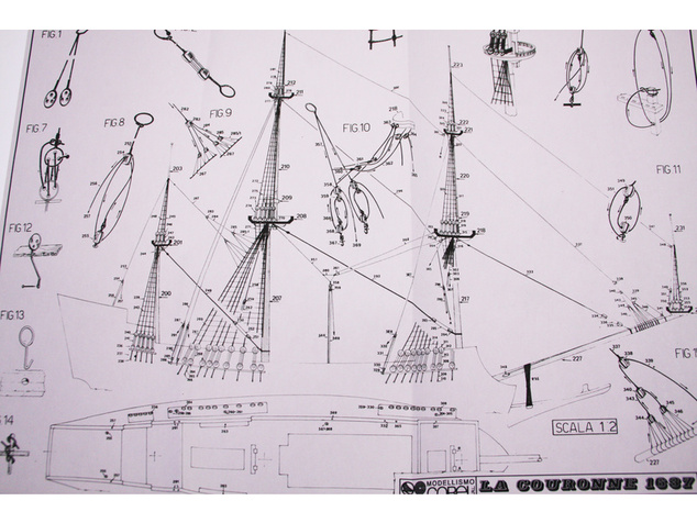 Kit COREL La Couronne 1636 1:100