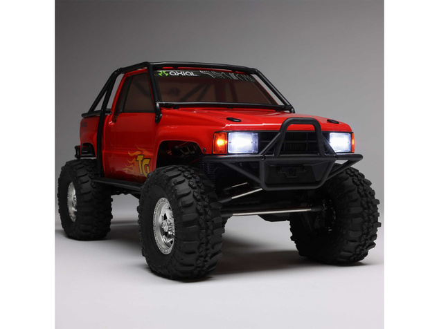 Axial SCX10 III Toyota SR5 1987 4WD RTR peščeni