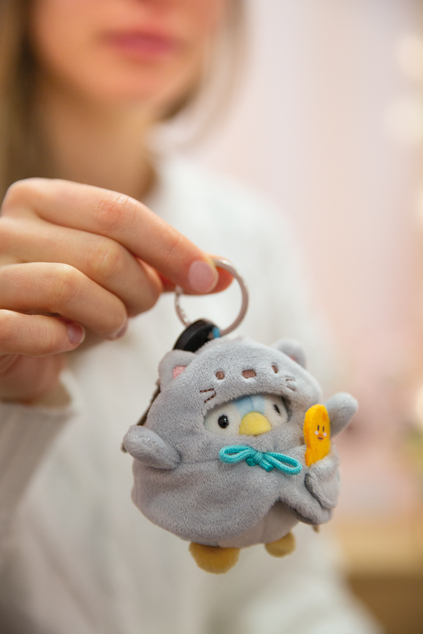 NICI Plüsch MyMochi Pinguin Waddle 8cm im Katzenkostüm und Entchen, Set Geschenkverpackung