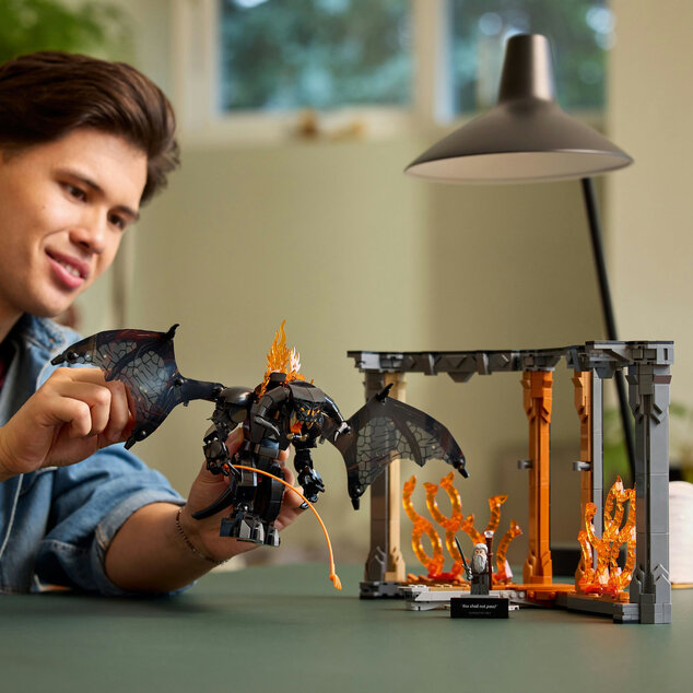LEGO® Icons 10367 Knižní zarážka: Pán prstenů – Balrog™