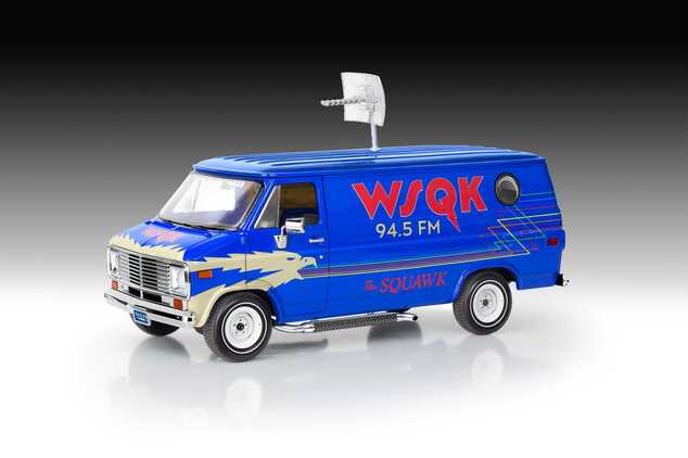 Plastic ModelKit STRANGER THINGS autó 07732 - GMC® WSQK Squawk Van (1:25)