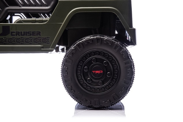Elektrické autíčko Toyota FJ Cruiser XXL s pohonom 4x4, licencované (Dvojmiestne), zelené,