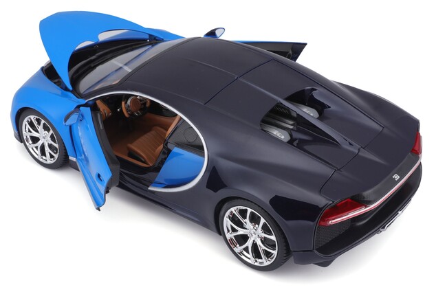 Bburago 1:18 Plus Bugatti Chiron blau / tiefblau