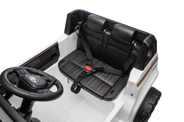 Elektrické autíčko Toyota Landcruiser 12V, biele, široké jednomiestne sedadlo, 2,4 GHz dia