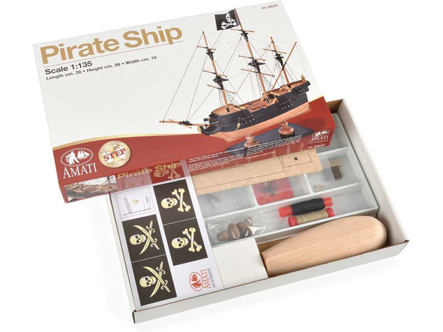 AMATI Pirátska loď 1:135 First step kit