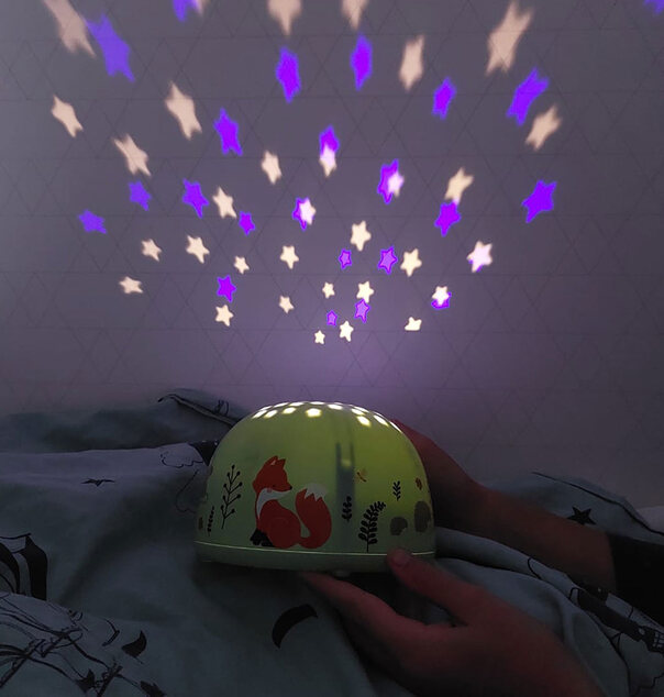 A Little Lovely Company - lampa s projektorom - kamaráti z lesa