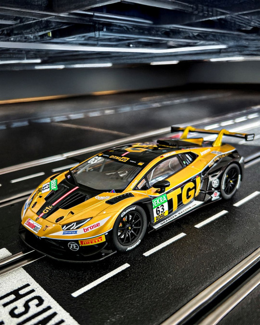 Auto Carrera D132 - 32058 Lamborghini Huracán GT3