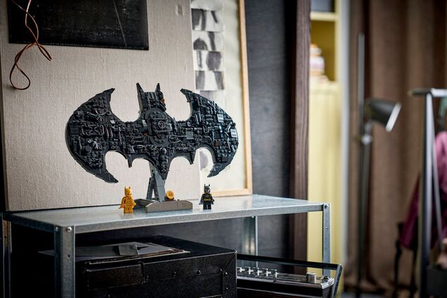 LEGO® DC Batman™ 76330 Logo Batman™