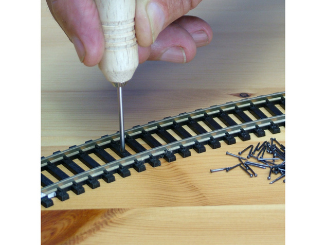 Modelcraft zatĺkač klincov, oceľové klince 0,7x6mm (100ks)