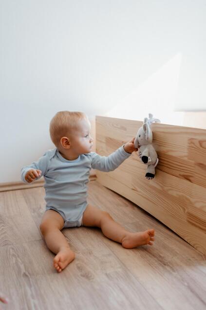 Slon babyted naťahovací plyš 30cm záves na postieľku/kočík