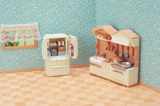 Sylvanian Families Set - kuchynská linka s chladničkou