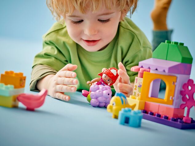 LEGO® DUPLO® 10420 Ariel a Šupinka – stánok s kávou