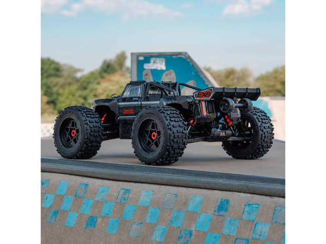 Arrma Outcast 8S BLX 1:5 4WD EXB RTR čierna