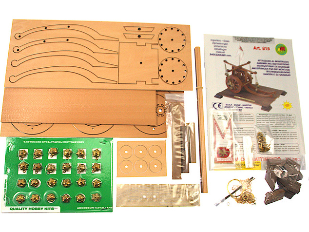 Mantua Model Rímsky bojový automobil 1:12 kit