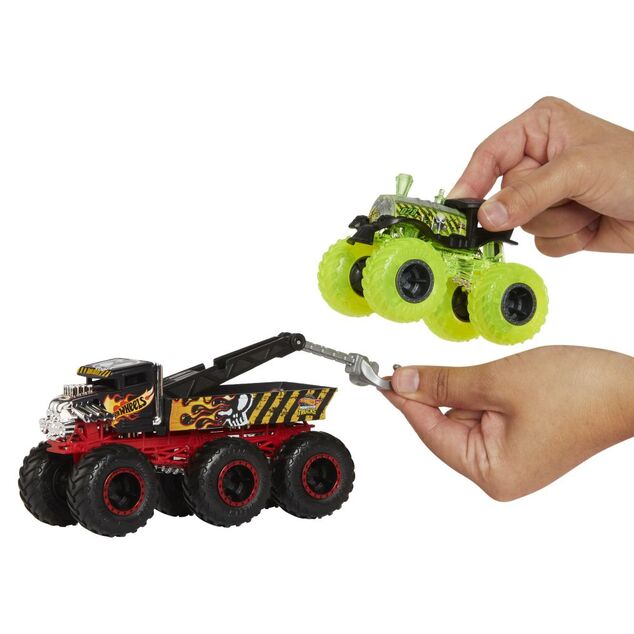 HW szörnyjárgányok teherautók 1:64