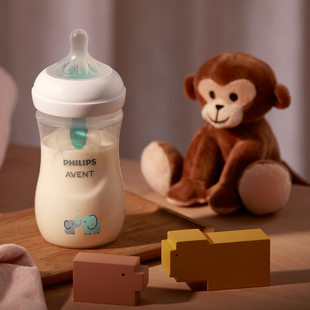 Philips AVENT Natural Response Flasche mit AirFree-Ventil 260 ml, 1 Monat+ Elefant