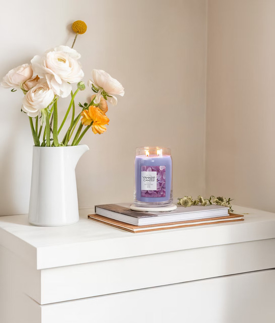 YC Signature Kerze Groß Lilac Blossoms