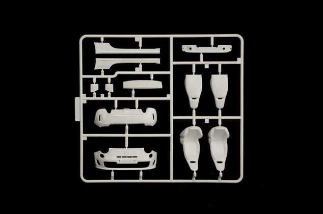Model Kit auto 3674 - 500 Abarth (2008) (1:24)