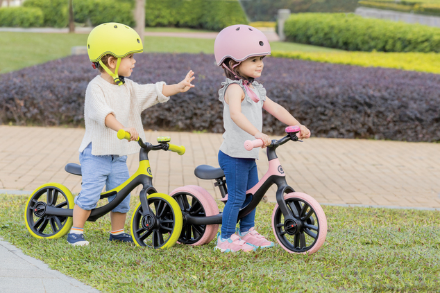 Globber odrážadlo GO BIKE ELITE DUO- LIME GREEN