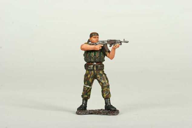 Model Kit figurice 3570 - Ruska ekipa za ogenj (1:35)