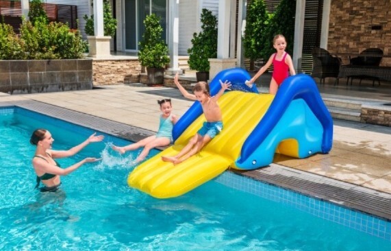 Bestway 52453 - Napuhavajući tobogan za bazen 247 cm