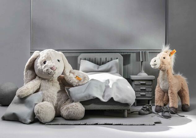 STEIFF Friends Hoppie rabbit, light grey 28cm plyšová hračka