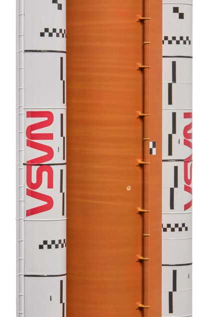 Plastic ModelKit Weltraum 03760 - NASA Artemis Space Launch System (SLS) (1:144)