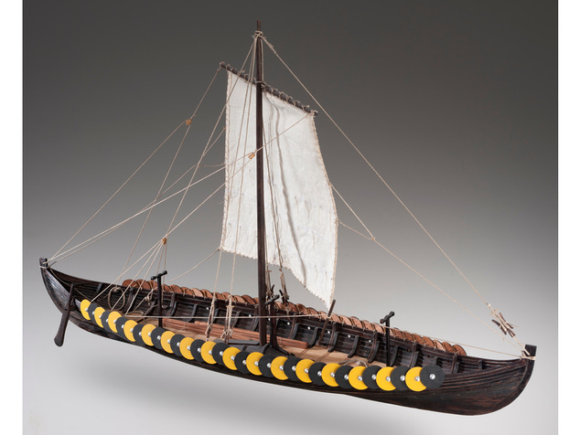 Dušok Vikingská loď Gokstad 1:35 kit
