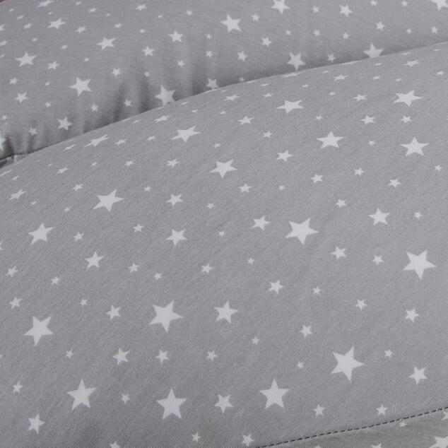 CEBA Vankúš na dojčenie HUGGY (150x60x37) Basic Grey Stars