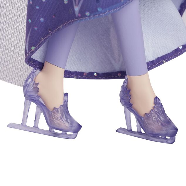 Mattel Frozen Puppe Elsa auf Schlittschuhen