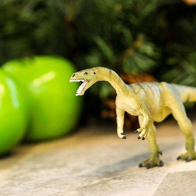 Safari® Masiakasaurus dinosaurus