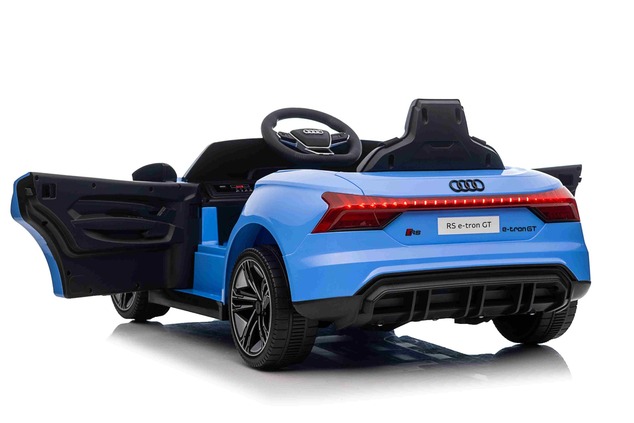 Elektrické autíčko Audi RS E-tron GT 12V, modré, široké jednomiestne sedadlo, 2,4 GHz diaľ