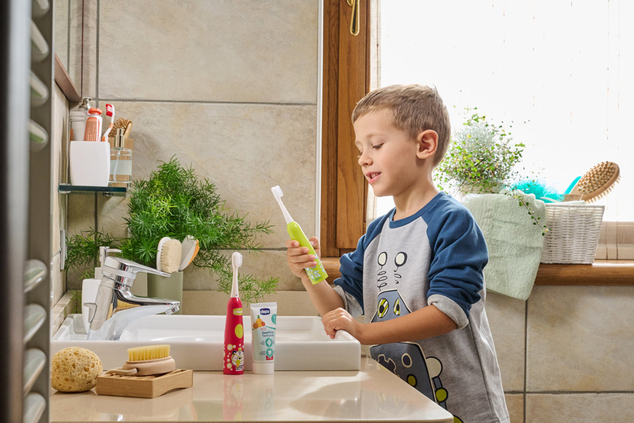 CHICCO Kefka Kinder elektrische Panda 3r+